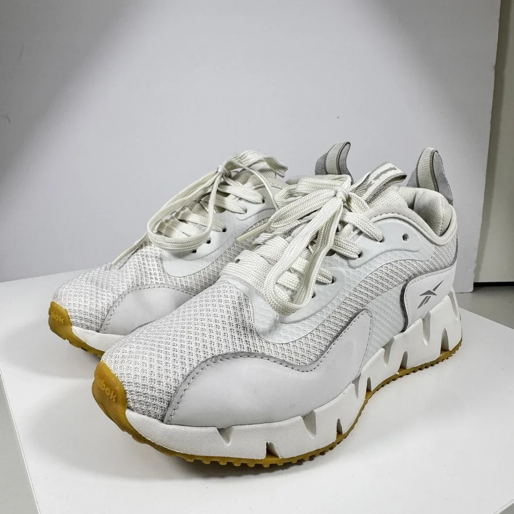 Reebok Zig Dynamica 4 Sneakers Womens Size 7 White Gum Zigzag Sole Running Shoes